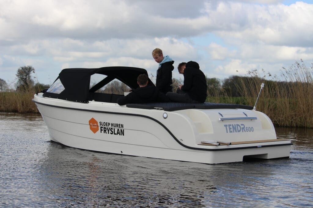 Sloep huren bij Sloep huren Fryslan